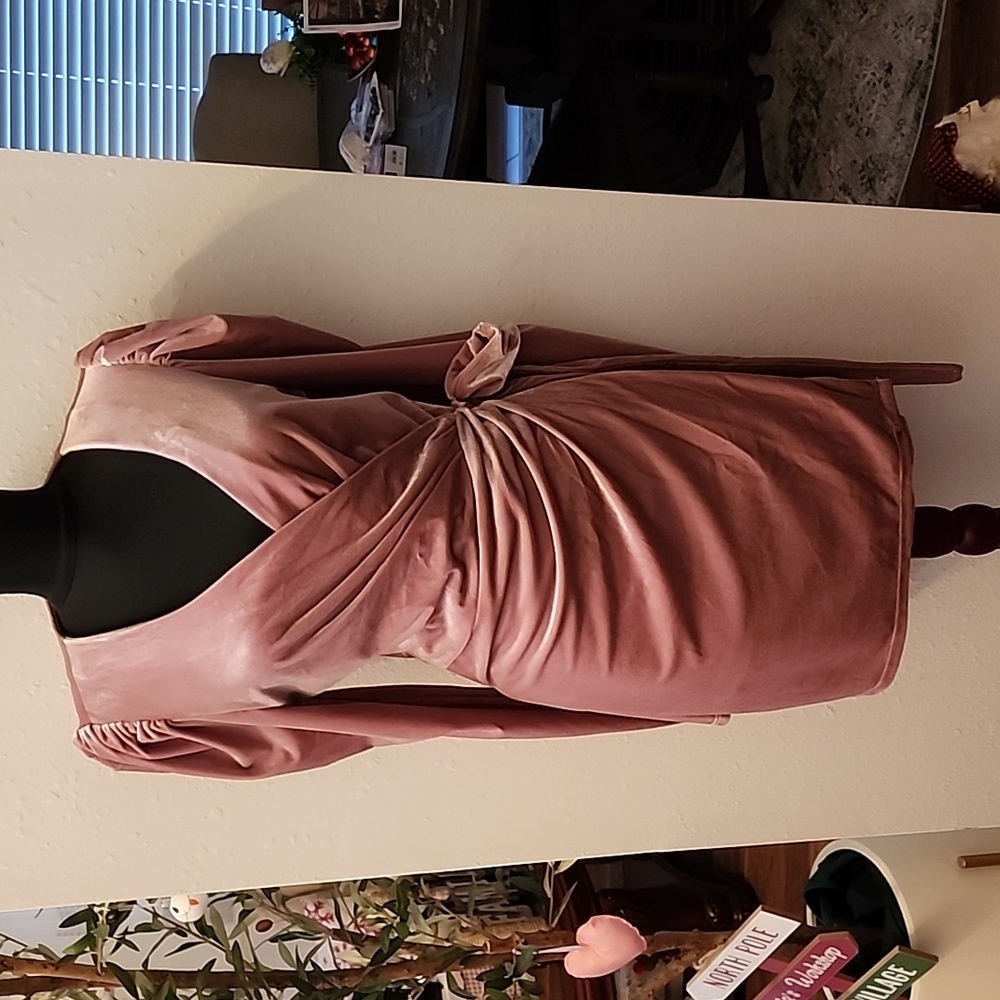 LUSH VELOUR WRAP DRESS SIZE M